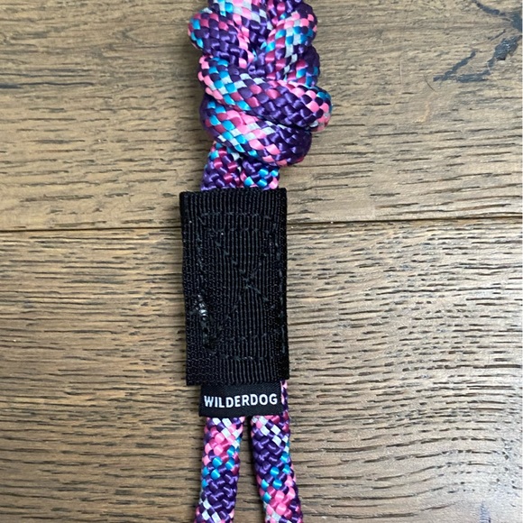 Wilderdog Rope Keychain, Razzleberry - NWT - Picture 3 of 7